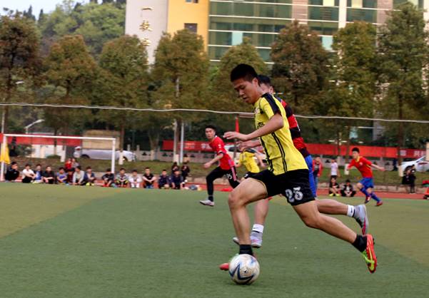 学院邀请恒大足球学校优秀队员罗淇升来校交流