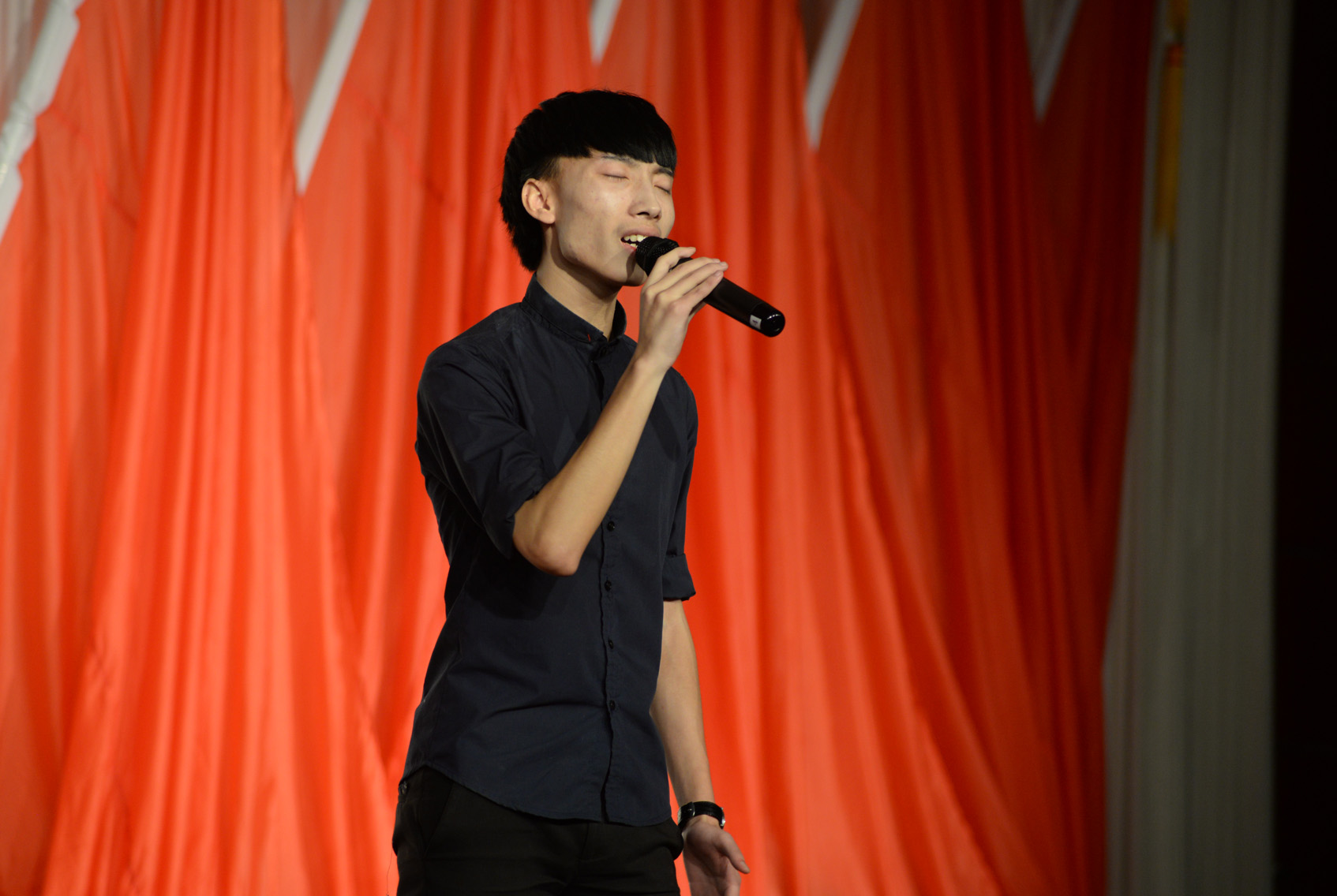 学院举行第四届校园歌手大赛
