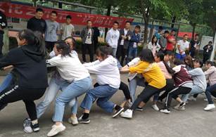 学院第五届宿舍文化艺术节“拔河比赛”圆满结束——第五届宿舍文化艺术节系列报道（一）
